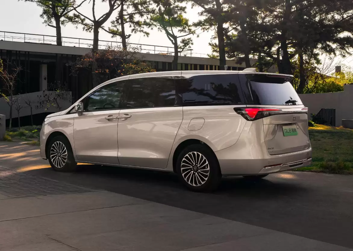 售价22.99万元、纯电续航142km，别克GL8陆尚舒适DG版上市