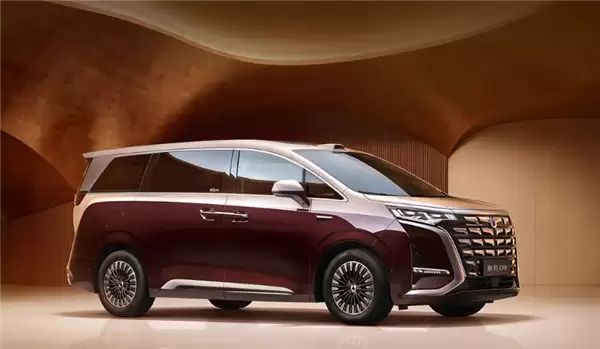 二代刀片电池上车 9分钟充饱!第二代腾势D9预售:38.98万起