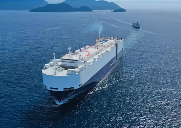 每天700万桶！绕开霍尔木兹、沙特“石油生命线”满负荷运转