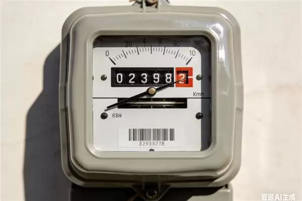 租房6年发现多帮房东交几万电费:当事人拒绝赔偿