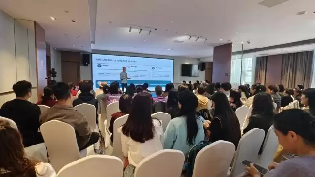 蔡仲淮考前焦虑专场课程三地开讲,科学引导助力家庭从容应考