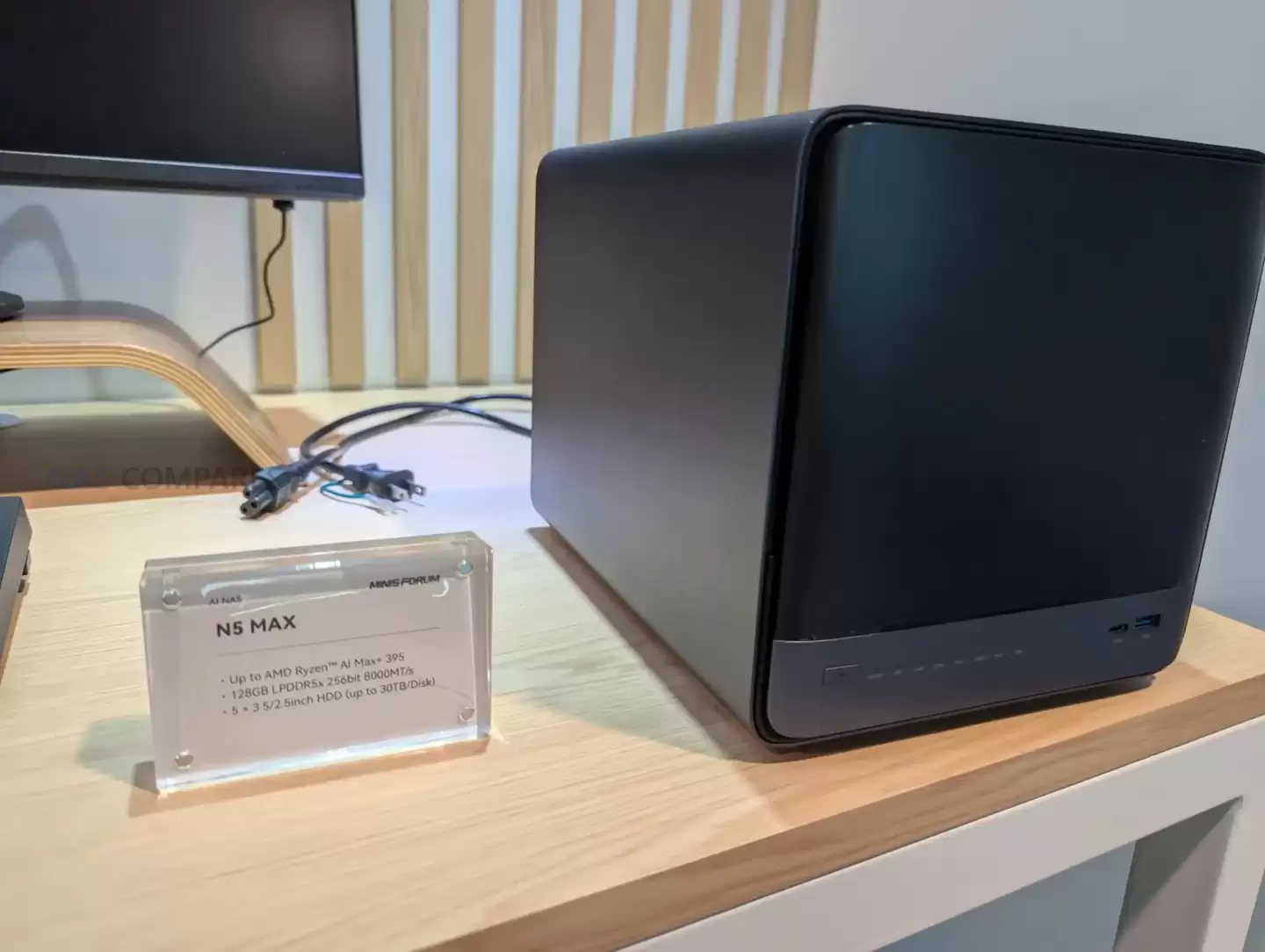 铭凡 N5 MAX NAS 主机官宣内置本地 OpenClaw：本地 AI 大模型驱动、预装一键部署工具