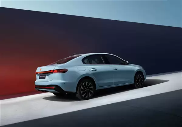 大众终于放下身段!一汽大众全新速腾S上市 起售价仅7.98万元