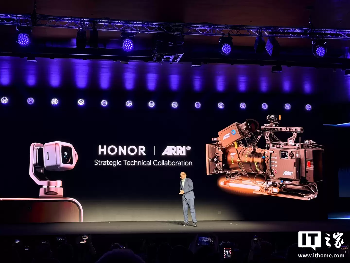 荣耀罗巍透露“萝卜手机”原计划今年3月开售,但延期数月有望带来影像智能体完全版