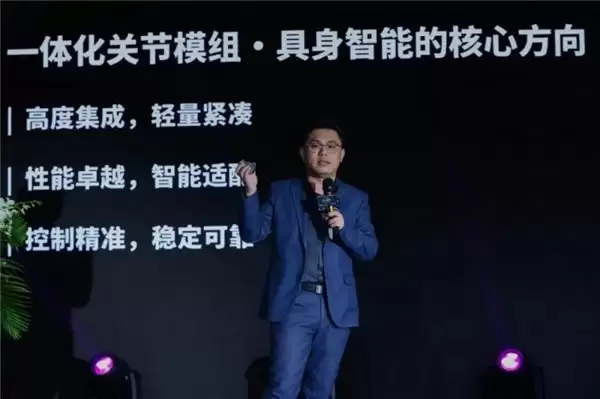 具身智能公司星工聚将发布 XG Z1 轮式机器人，探索机器人“一机多用”通用能力