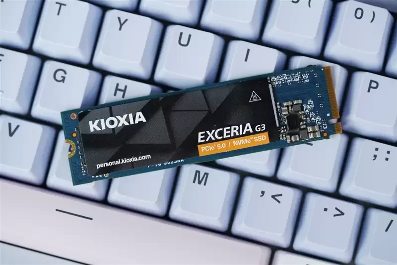 用PCIe 4.0的价格就能买到PCIe 5.0 SSD！铠侠EXCERIA G3 SSD评测：性能优秀温控一流 PCIe 5.0 SSD普及有望