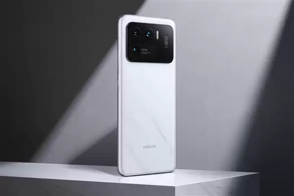 老旗舰集体复活!小米8折换电池来了:支持77款机型 47.2元起