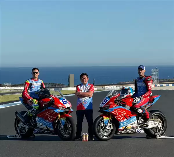 张雪机车首夺WSBK组别冠军并卫冕，创中国品牌历史突破