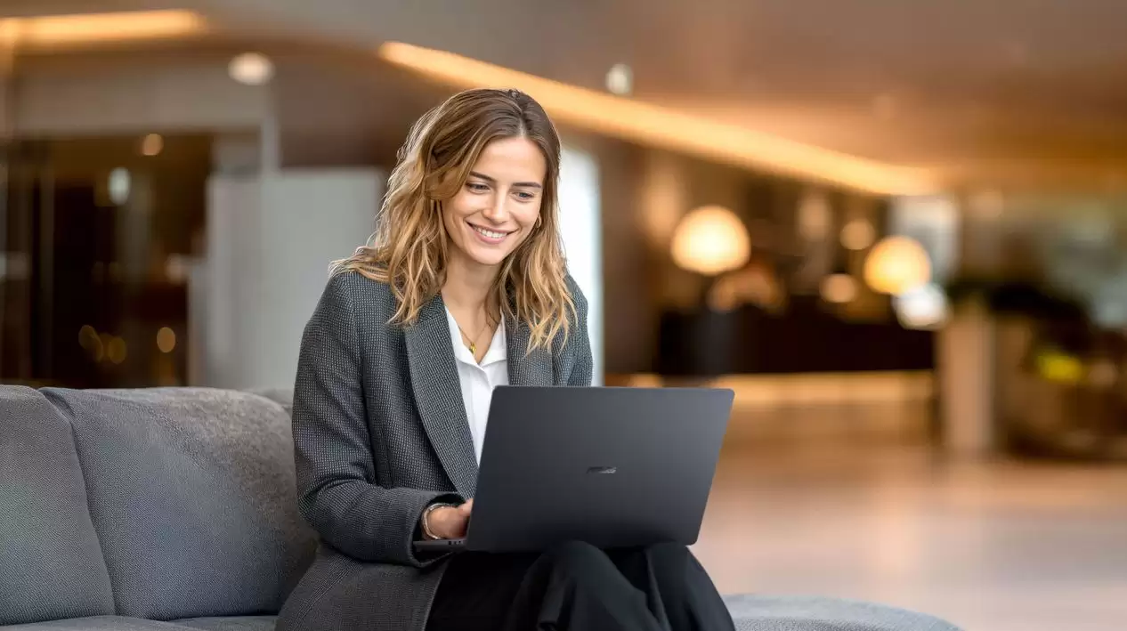 华硕推出 ExpertBook B3 G1 商务笔记本，搭载英特尔酷睿 Ultra 200 系列处理器