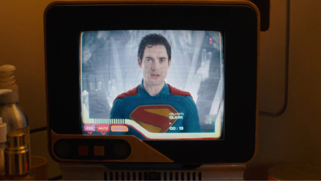 DCU《超级少女》正式预告发布：超女战服定妆照公布，今年 6 月 26 日北美上映