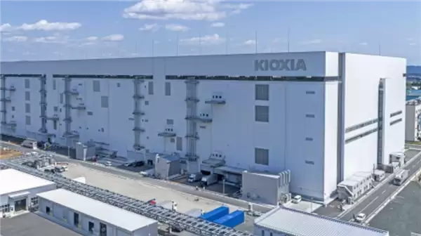 战略转型加速！铠侠再发停产通知：将退出2D NAND市场