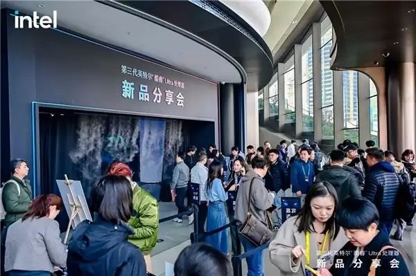 天禧 AI 亮相英特尔新品分享会，ThinkPad AI PC 端侧算力拉满