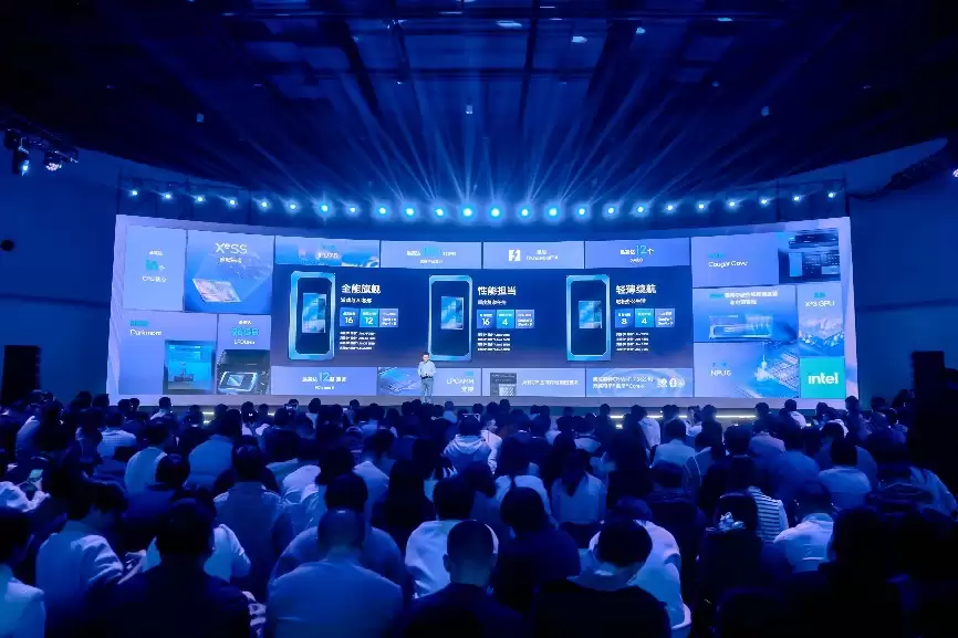 引领 AI PC 新标杆，第三代英特尔酷睿 Ultra 重新定义轻薄本