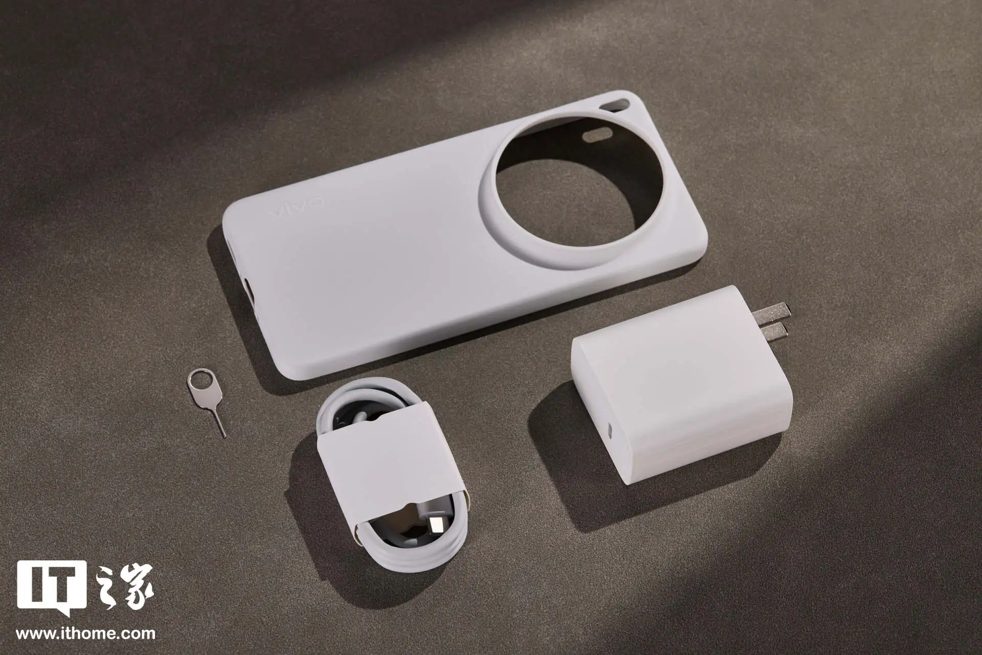 vivo X300 Ultra 摄影师套装图赏：用专业相机思路打造的“专业 V 单”