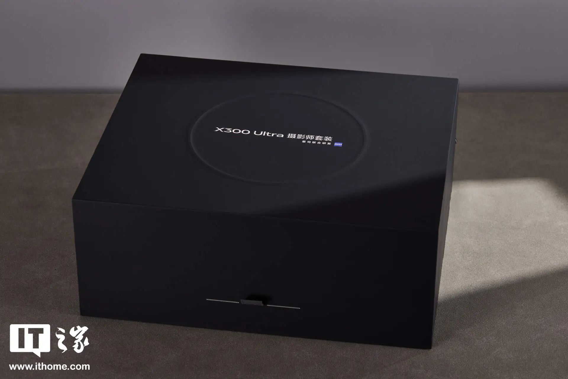 vivo X300 Ultra 摄影师套装图赏：用专业相机思路打造的“专业 V 单”