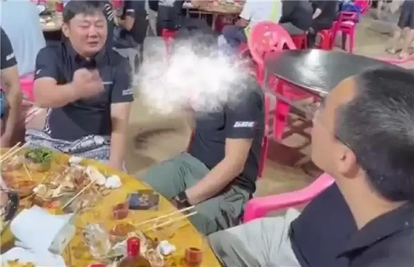 应届大学生现场求职张雪：40秒直接敲定入职！