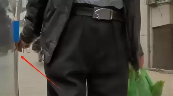 维修费近万元!新买的特斯拉遭老人用钥匙划伤 哨兵模式拍下全过程