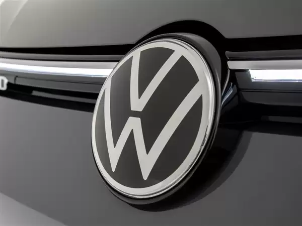 向比亚迪、小米等发起冲击!大众启动在华最大规模电动化攻势 平均每两周一款新车上市