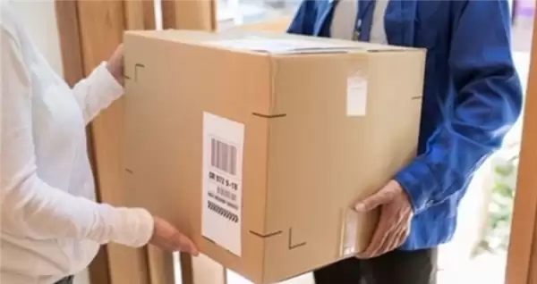 运费一夜翻倍!9块9包邮的时代要结束了 多家快递公司回应