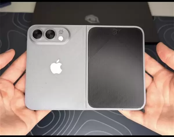 苹果首款折叠屏量产推迟至8月：初期货量少 要拼手速