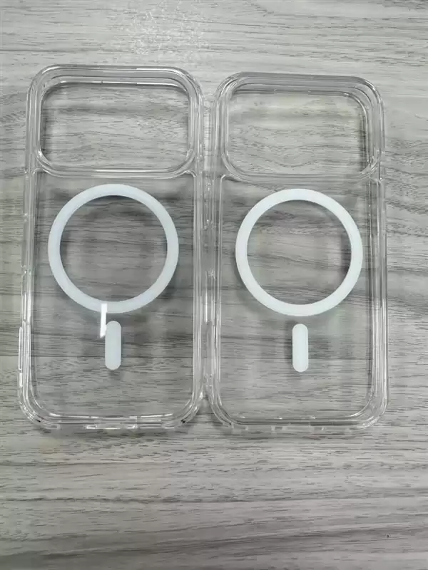 iPhone 17 Pro手机壳现身：硕大镜头开孔极其醒目