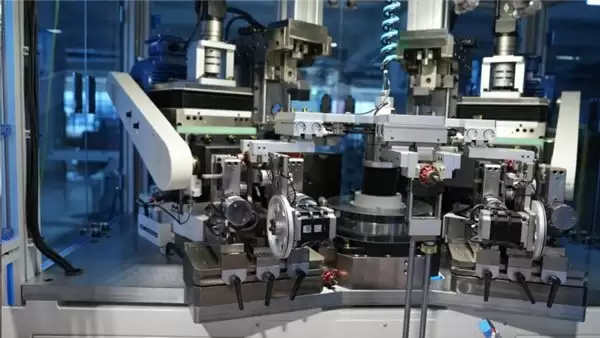 技术为翼，产能为核 —— 利仁机电深耕产业链核心赛道