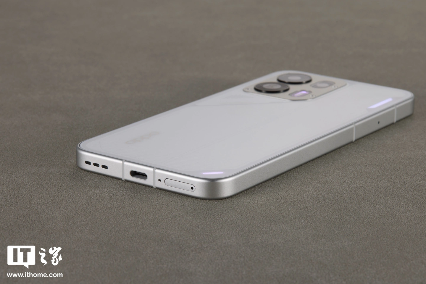 当机能风遇上轻薄手感：OPPO K15 Pro「赛博光翼」开箱图赏