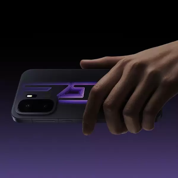 一加Ace 6至尊版王牌觉醒真机全方位外观公布 反差设计吸睛