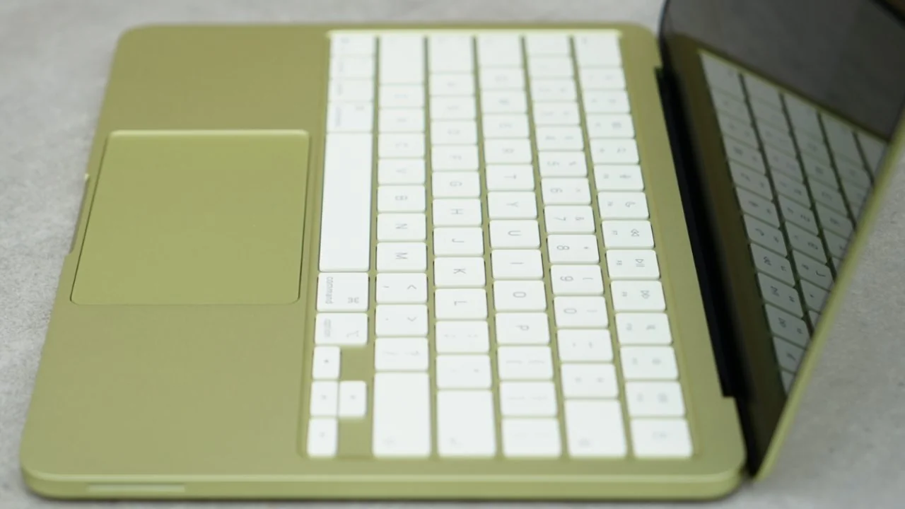 苹果更新自助维修计划，MacBook Neo 等 2026 款新品电池 / 屏幕等核心部件可自购更换