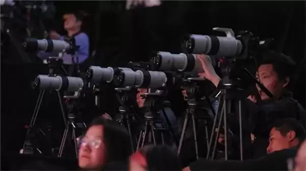 佳能 CINEMA EOS 系统为《声生不息 · 华流季》多机位实践赋能