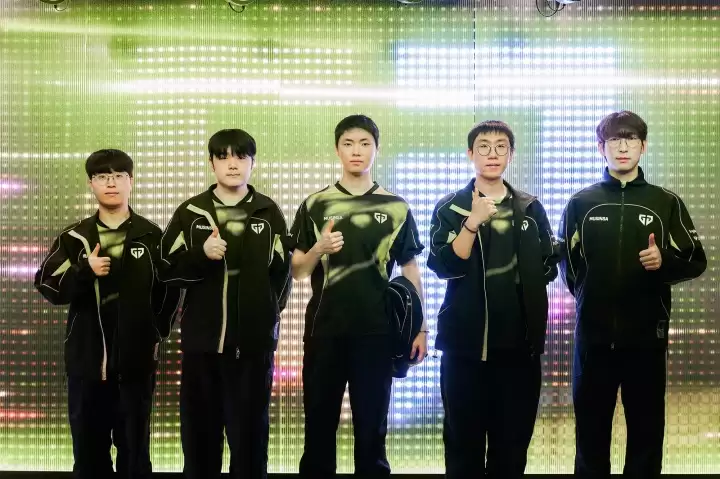 GEN战胜JDG,晋级组内赛下一轮,LCK官方发布赛前专访 GEN战胜JDG,晋级组内赛下一轮,LCK官方发布赛前专访