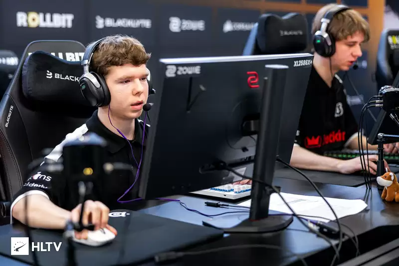 B8指挥官headtr1ck专访:新指挥教练默契无间,豪言锁定第三阶段晋级名额 B8指挥官headtr1ck专访:新指挥教练默契无间,豪言锁定第三阶段晋级名额