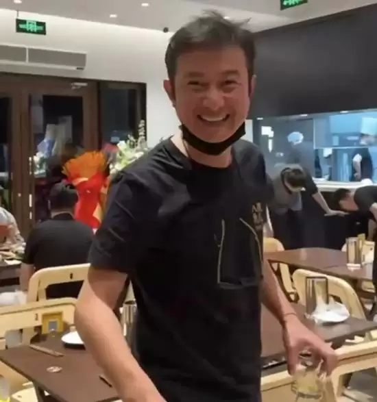 我顺极了!文章回应开面馆：纯属是为了自己有一口吃的