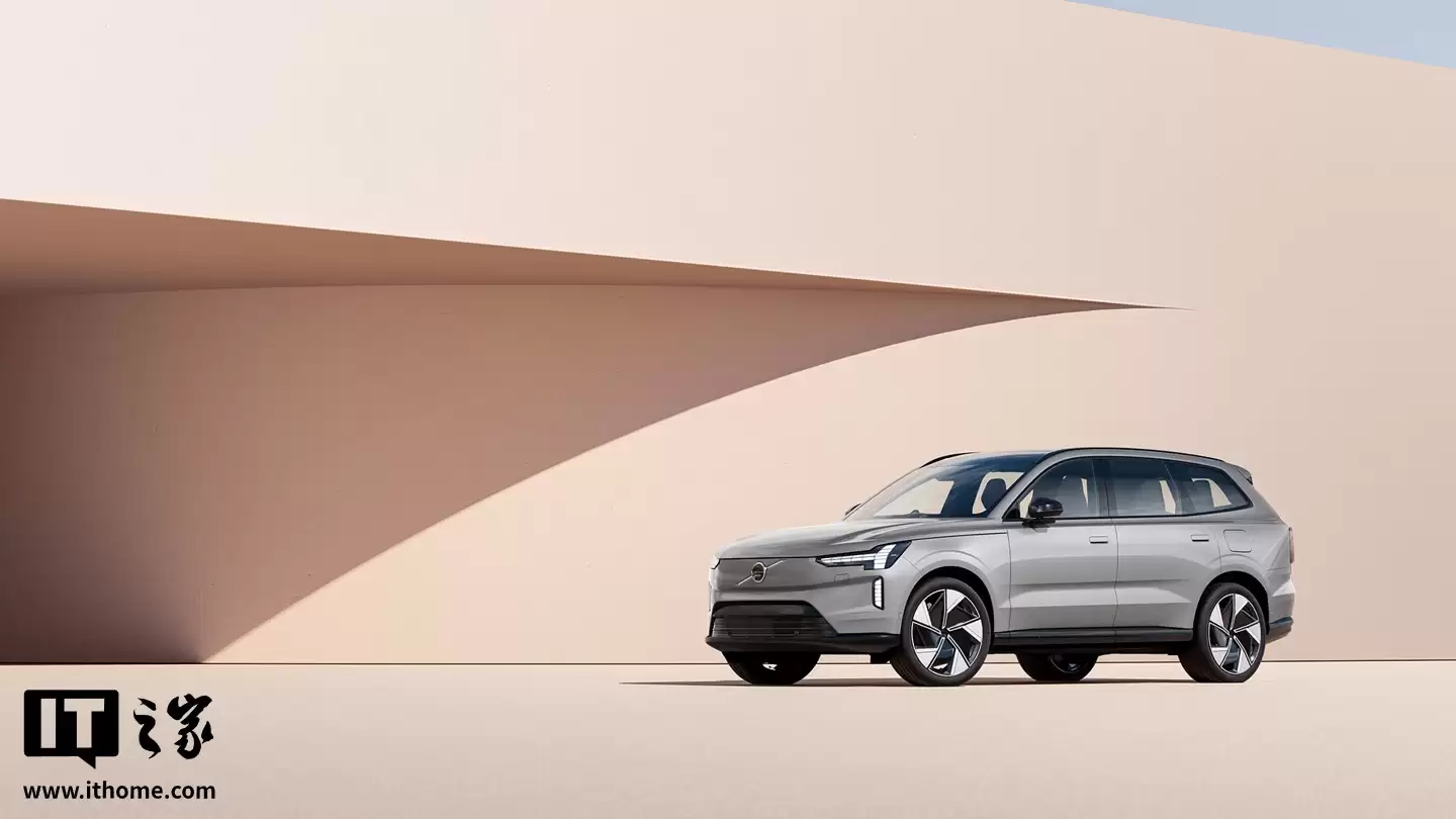 沃尔沃全新EX90纯电旗舰SUV发布:2+3+2式七座布局、双电机四驱,预售价53.99万元起