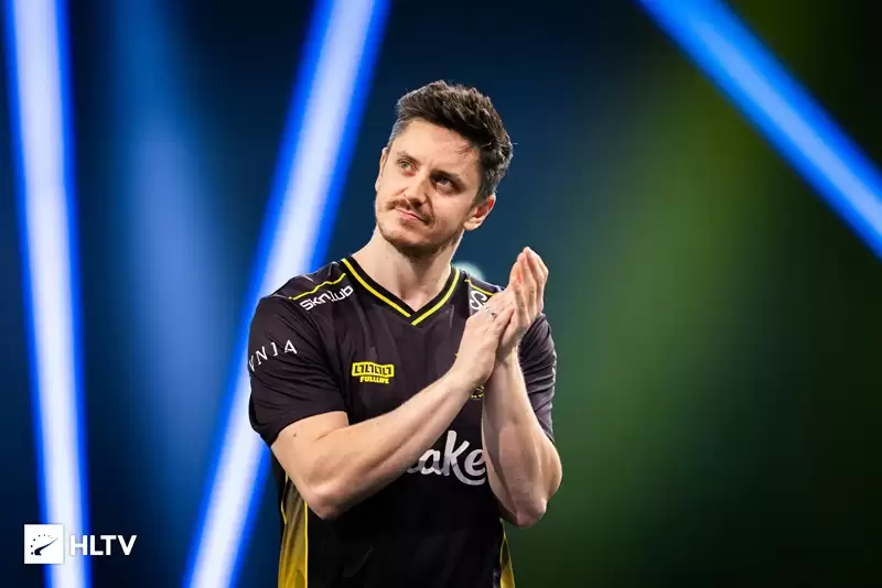 外媒采访Vitality指挥apEX：史上最佳战队该让粉丝去争论，我只想继续写历史