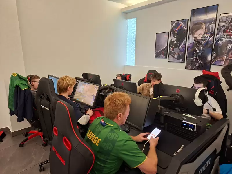 澳洲新王诞生！Rooster败者组一穿三逆转SEMPERFI，夺2025极限之地门票