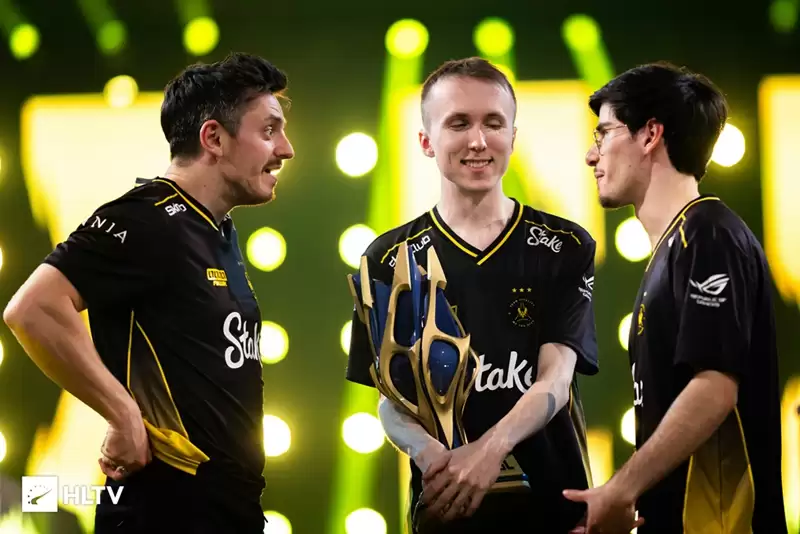 外媒采访Vitality指挥apEX：史上最佳战队该让粉丝去争论，我只想继续写历史