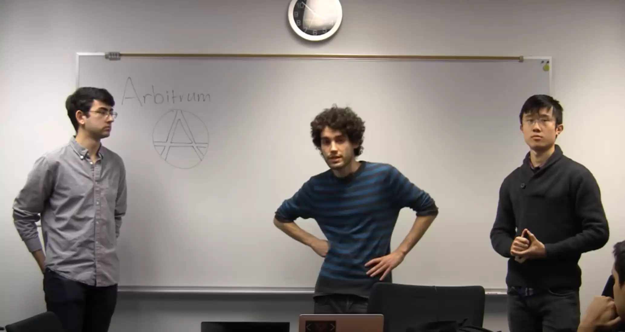 比特币与FIL币价值逻辑对比图