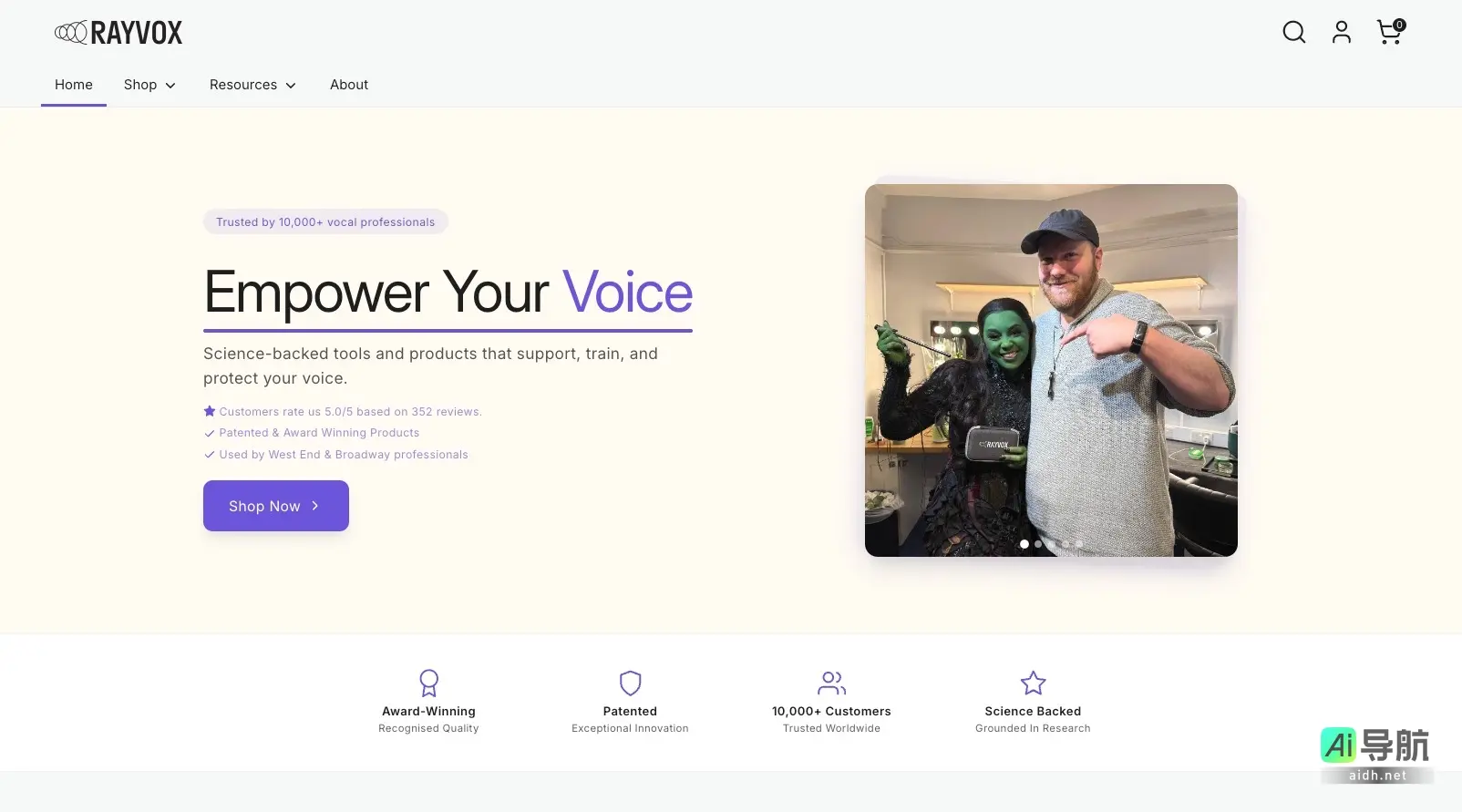 Rayvox 致力于为声乐专业人士提供科学支持的工具和产品，提升声音表现与健康