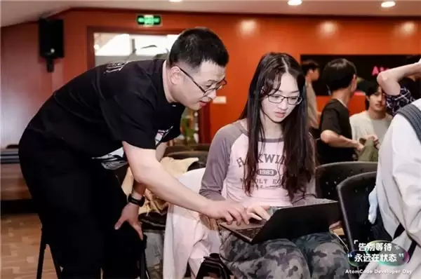 告别等待，永远在状态｜AtomCode 正式开源，重塑开发新范式