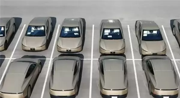 超50辆特斯拉Cybercab现身得州工厂：部分已进行碰撞测试 4月启动批量生产