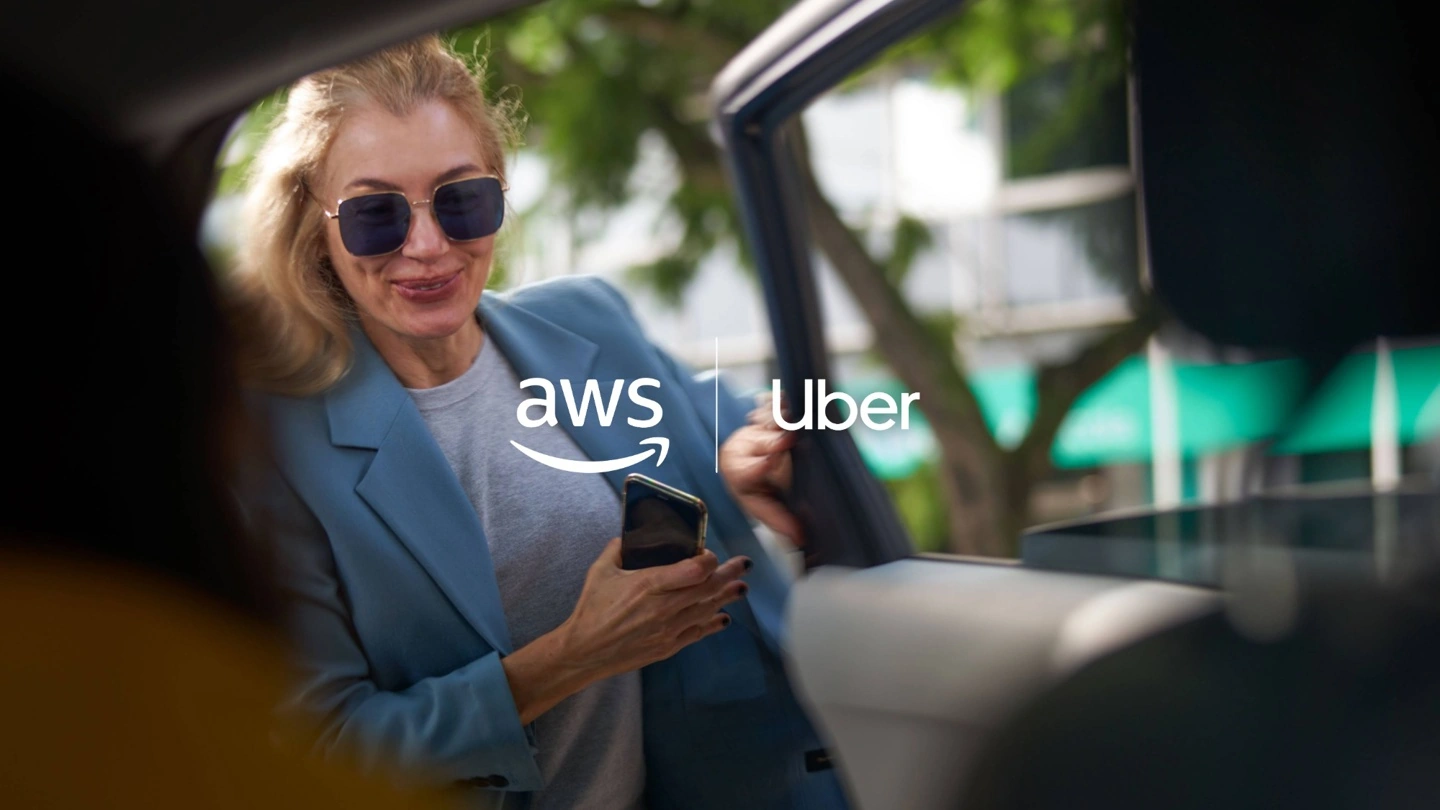 美国网约车平台优步（Uber）与亚马逊 AWS 达成合作，使用 Trainium3 芯片训练出行 AI 模型