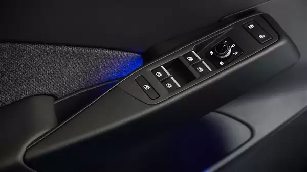 大众ID.3焕新升级：实体按键回来了、续航猛涨超600公里