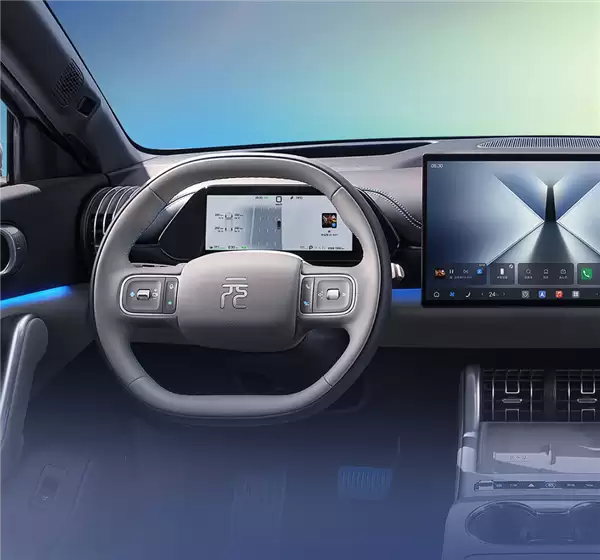 后驱平台打造 全新比亚迪元PLUS内饰官图发布：争议性设计全舍了
