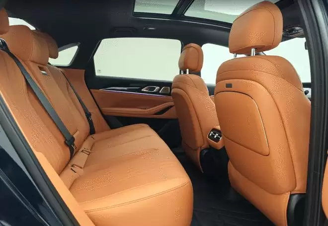 油耗2L级零百加速5.4s带四驱 吉利星耀7预售11.28万起