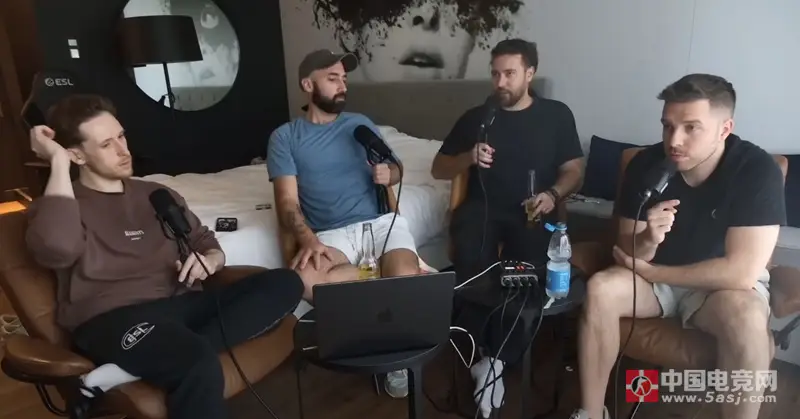 CS圈热议版本更新、s1mple转会与科隆淘汰赛格局，ZywOo锁定年度TOP1？ 