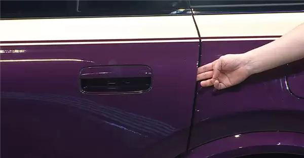 预售55.98万元 全新理想L9 Livis车展首发：李想亲测车门防夹