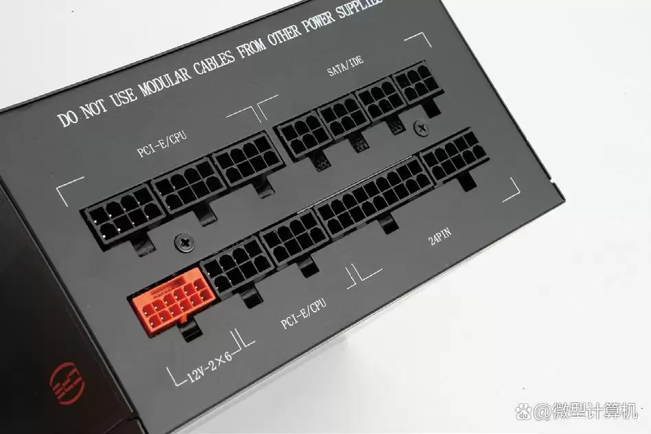 仅0.7元每瓦+599元售价! 超频三战锤KN850 ATX 3.1电源全面测评