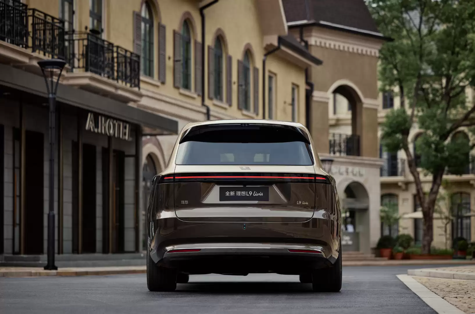 理想汽车回应L9 Livis双色车身设计：希望向顶级奢侈品牌看齐