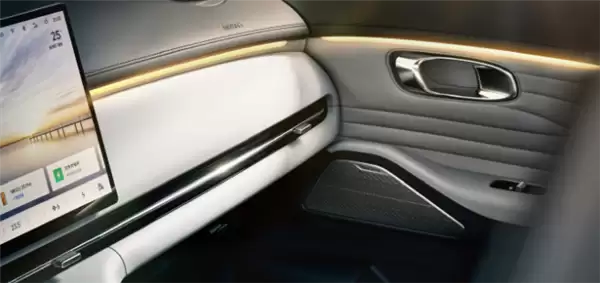 星舰系列首款纯电！吉利银河星舰7 EV正式亮相：最大续航605km